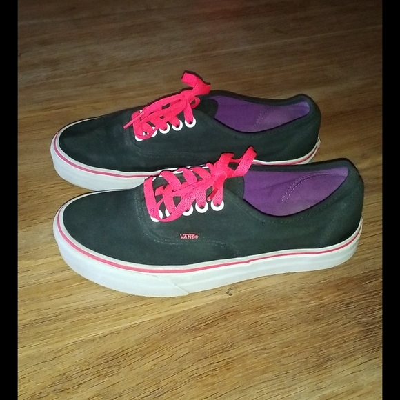 Vans girl slip on